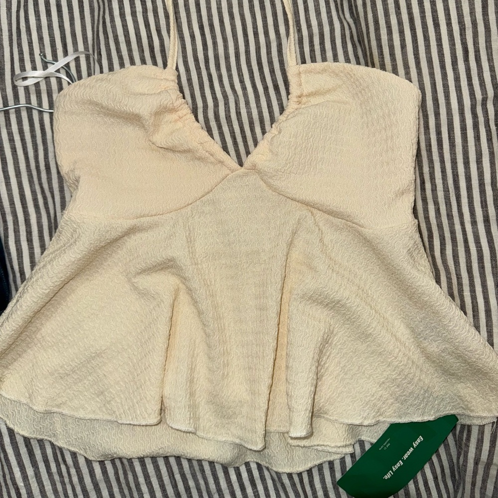 Halter tank